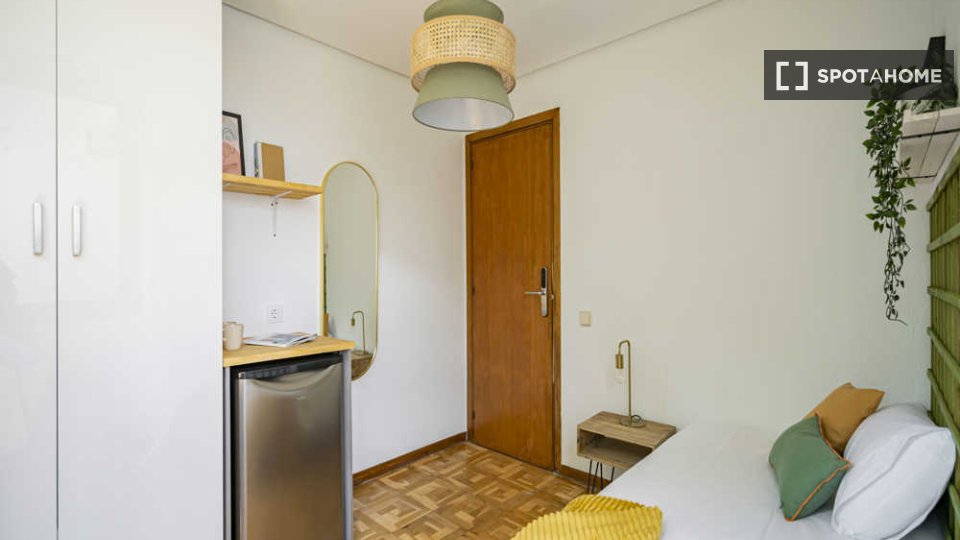 Double room Madrid, 7 beds — photo 60