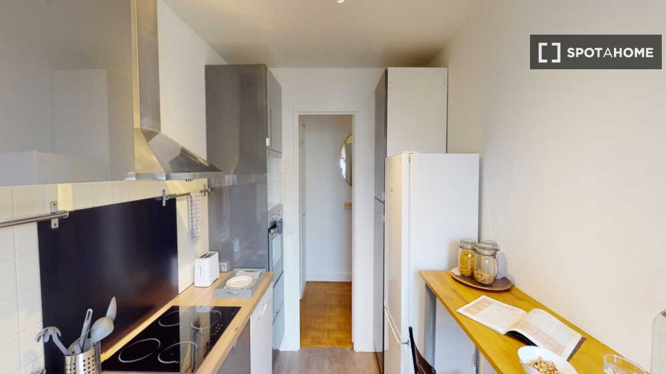 Double room Paris, 4 beds, 80m² — photo 9