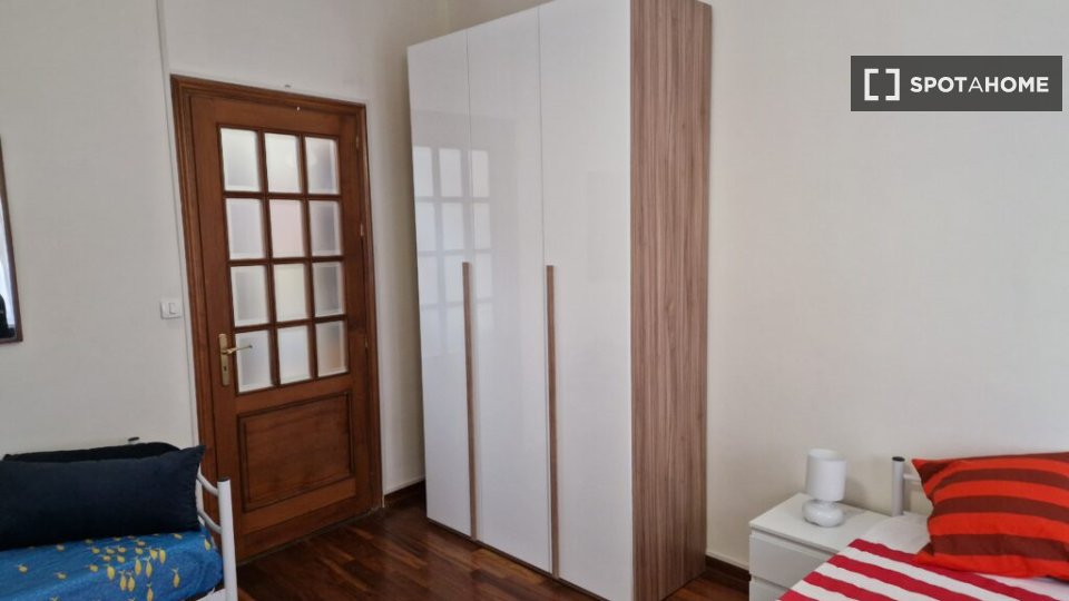 Double room Turin, 2 beds — photo 9