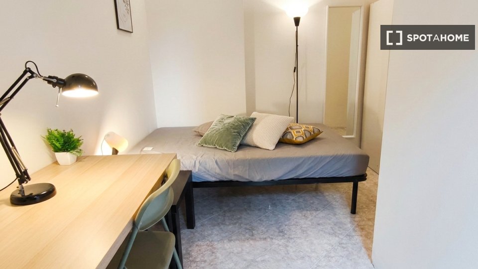 Double room Rome, 7 beds, 150m² — photo 21