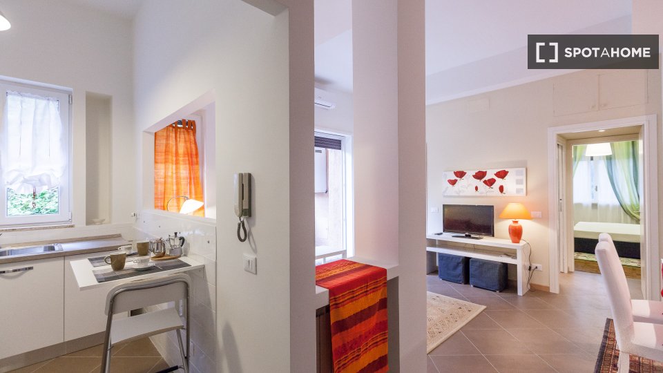 Apartment Rome, 2 beds — photo 6