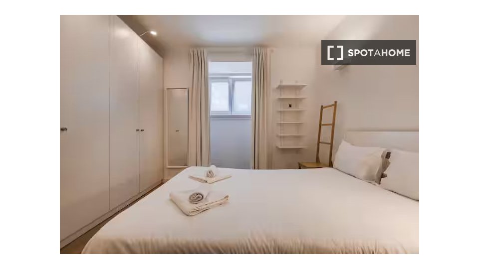 Apartment Lisbon, 2 beds — photo 9