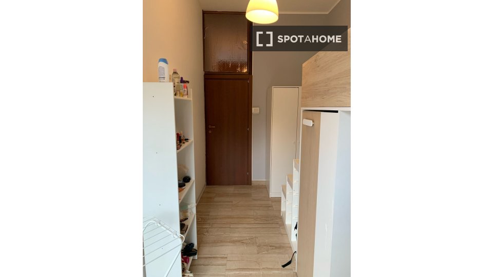 Double room Bologna, 4 beds — photo 3
