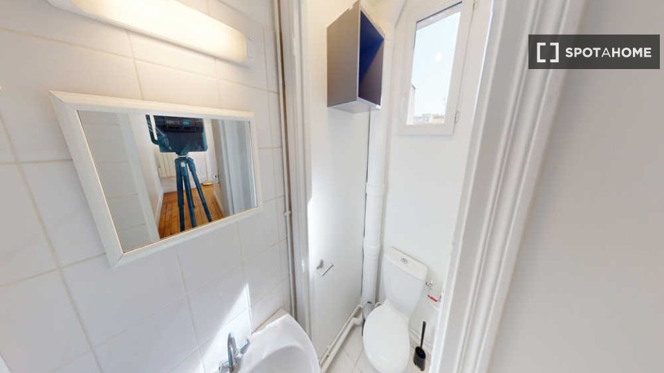 Double room Paris, 3 beds, 50m² — photo 6