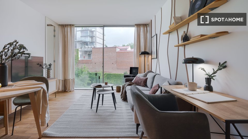 Apartment Madrid, 1 bed, 38m² — photo 3
