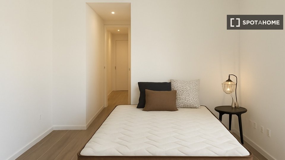Apartment mono Madrid, 48m² — photo 2