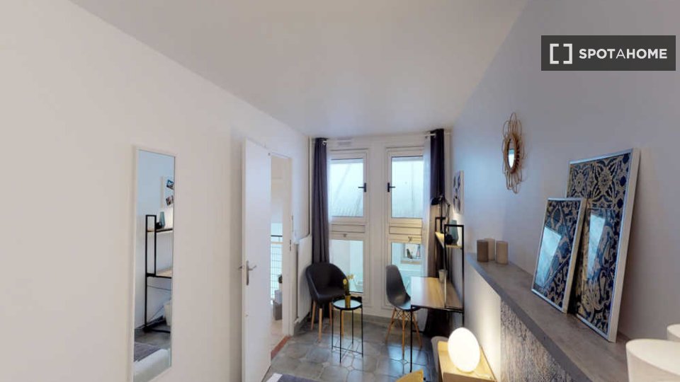 Double room Paris, 5 beds, 140m² — photo 7