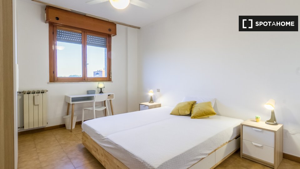 Double room Milan, 3 beds, 75m² — photo 8