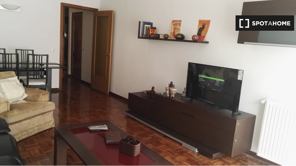 Apartment Madrid, 3 beds, 119m² — photo 1