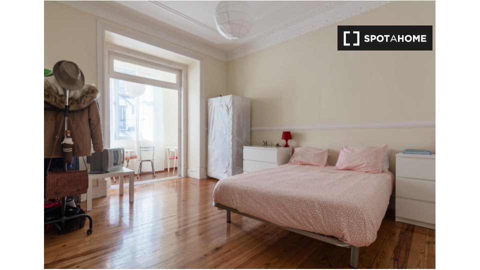 Double room Lisbon, 6 beds — photo 1