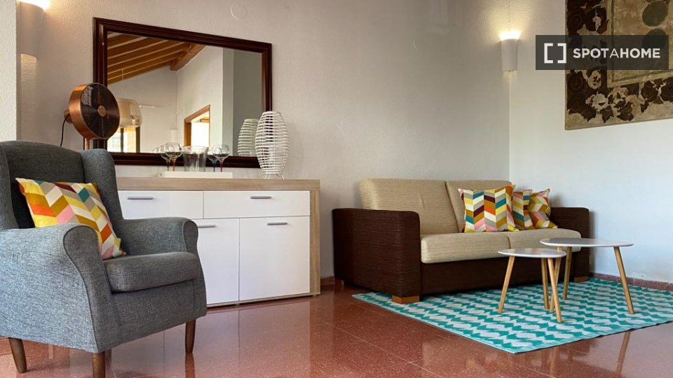 Apartment Alicante, 2 beds, 80m² — photo 6