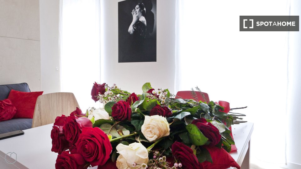 Apartment Milan, 2 beds, 60m² — photo 2