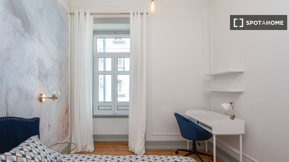 Double room Lisbon, 6 beds — photo 5