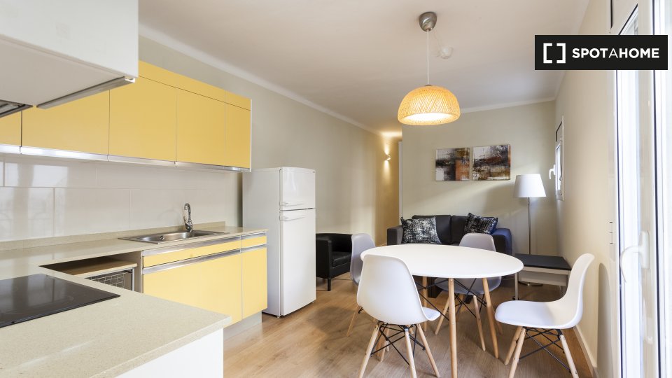 Apartment Barcelona, 2 beds, 50m² — photo 17
