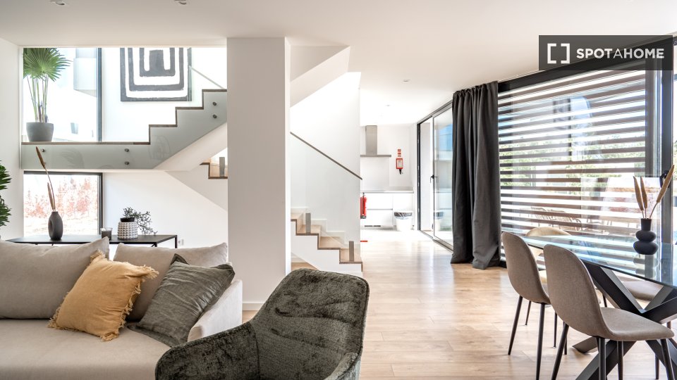 Apartment Lisbon, 2 beds — photo 11