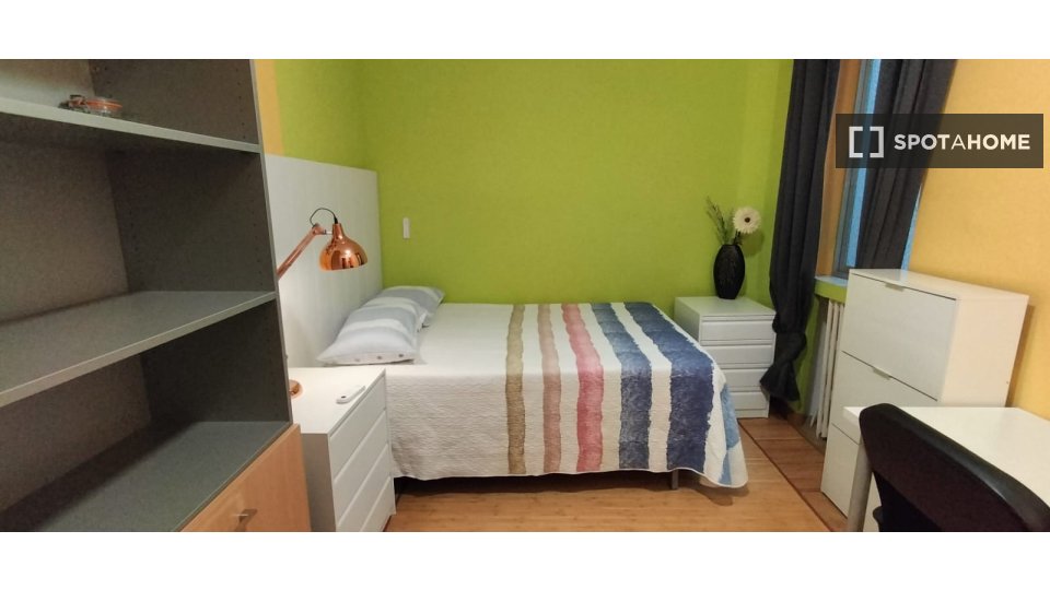 Double room Madrid, 6 beds, 300m² — photo 5