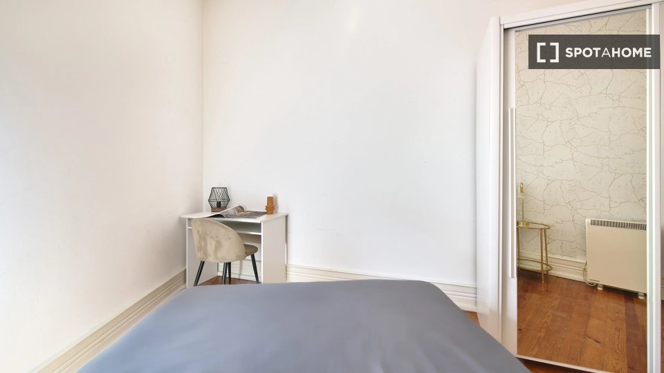 Double room Lisbon, 9 beds — photo 4