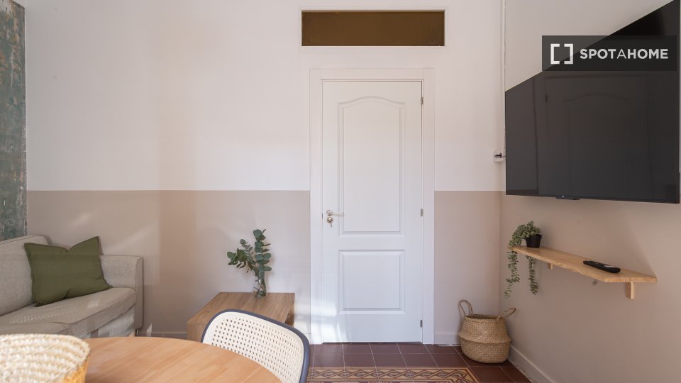 Double room Barcelona, 4 beds, 90m² — photo 3