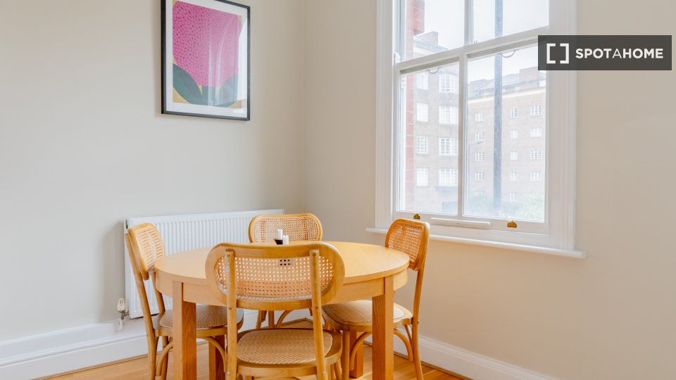 Apartment London, 2 beds — photo 13