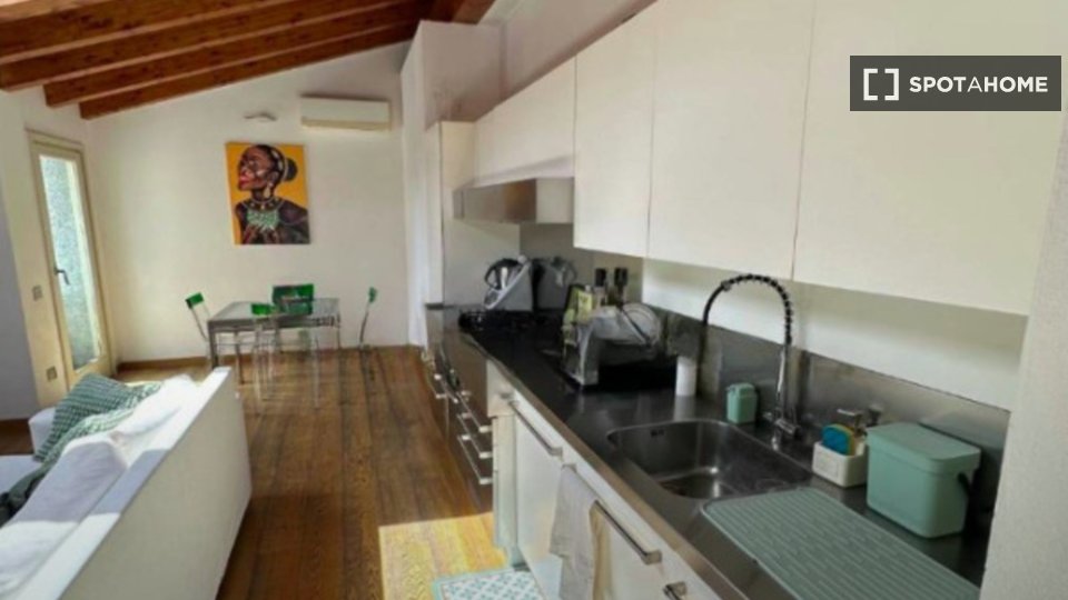 Apartment Milan, 1 bed — photo 8