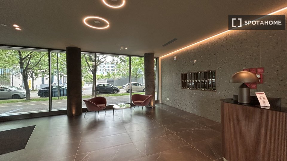 Apartment Milan, 2 beds, 91m² — photo 1