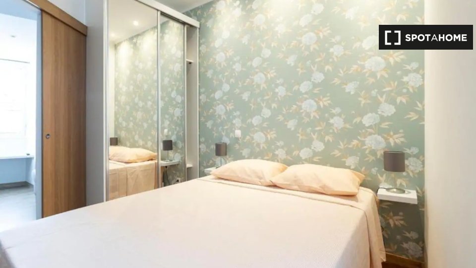 Apartment Lisbon, 1 bed — photo 1
