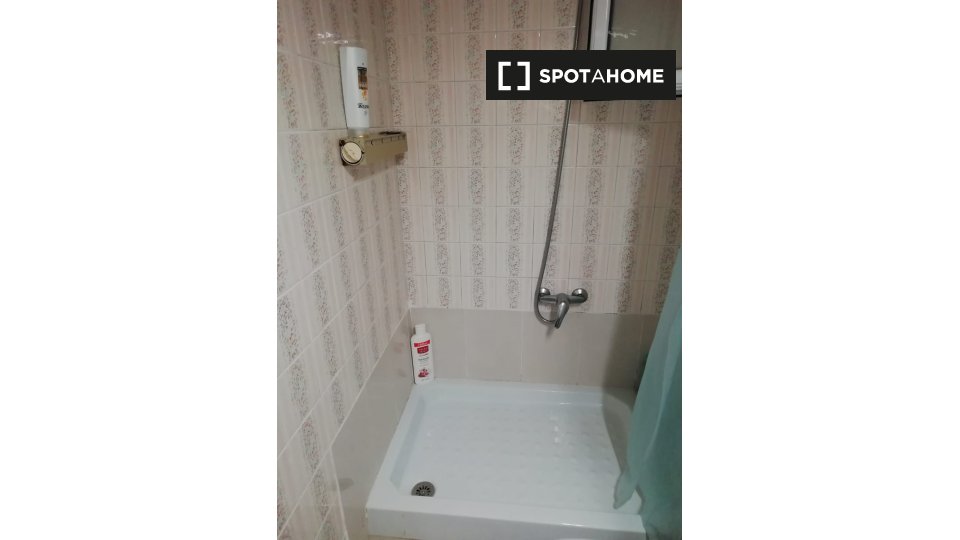 Double room Barcelona, 2 beds, 60m² — photo 7