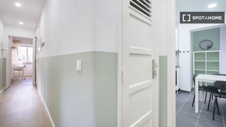 Double room Lisbon, 4 beds — photo 19