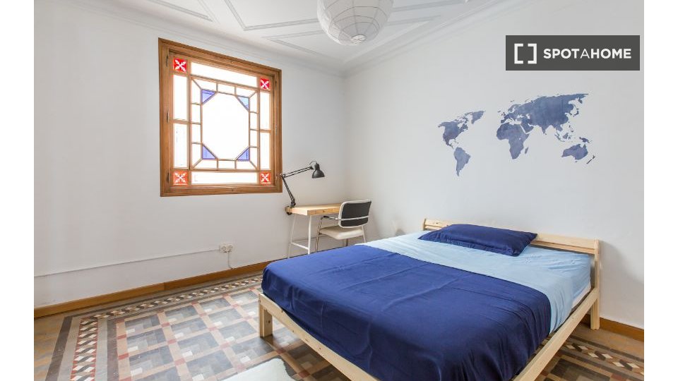 Double room Barcelona, 7 beds, 200m² — photo 9