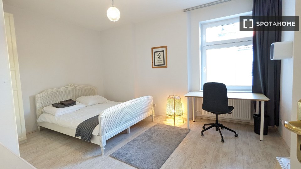Double room Berlin, 2 beds — photo 5
