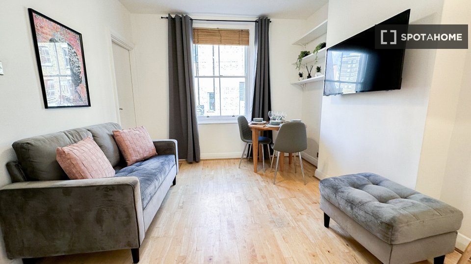 Apartment mono London — photo 17