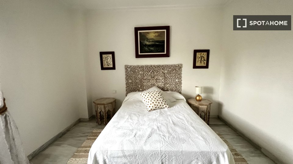 Apartment Seville, 3 beds, 110m² — photo 19