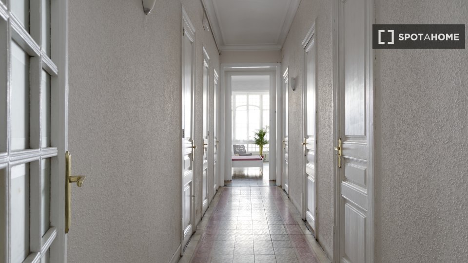 Double room Barcelona, 5 beds, 100m² — photo 6