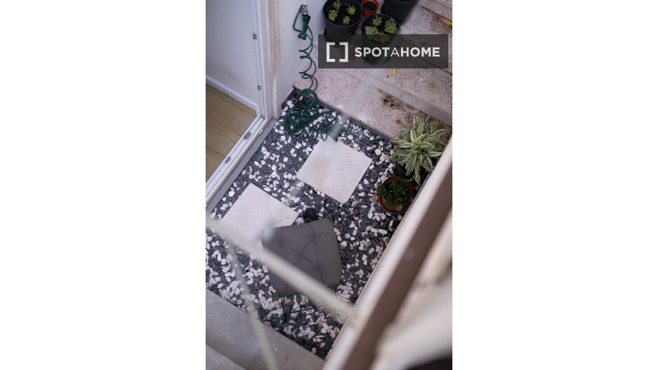 Apartment Lisbon, 1 bed — photo 12
