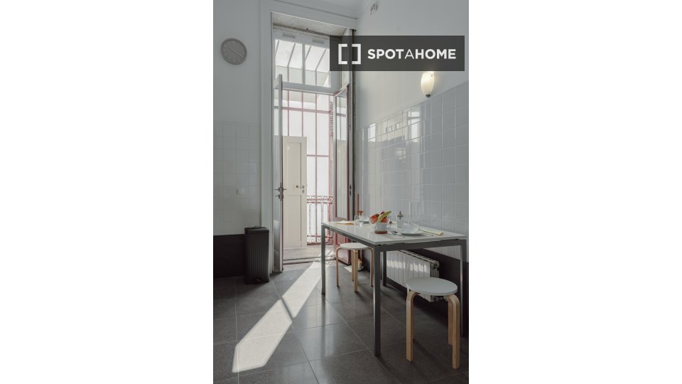 Apartment Porto, 2 beds, 160m² — photo 16