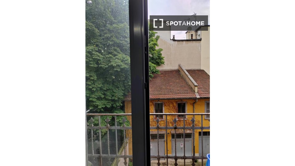 Double room Milan, 2 beds, 73m² — photo 9