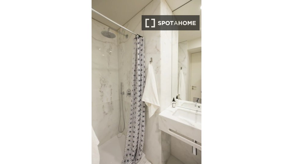 Apartment Porto, 1 bed — photo 1