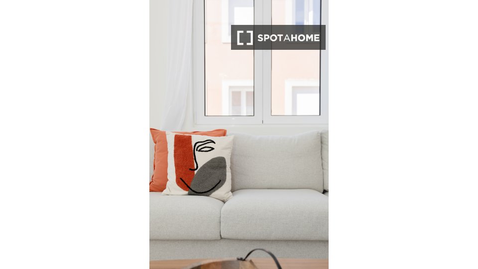 Apartment Porto, 3 beds, 95m² — photo 14