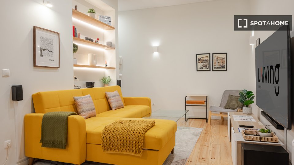 Apartment Porto, 1 bed, 60m² — photo 26