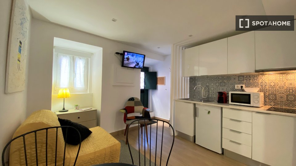 Apartment mono Lisbon, 24m² — photo 8