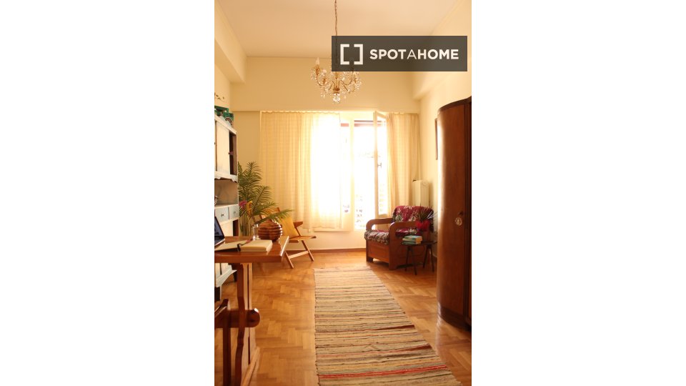 Apartment Athens, 1 bed, 64m² — photo 9