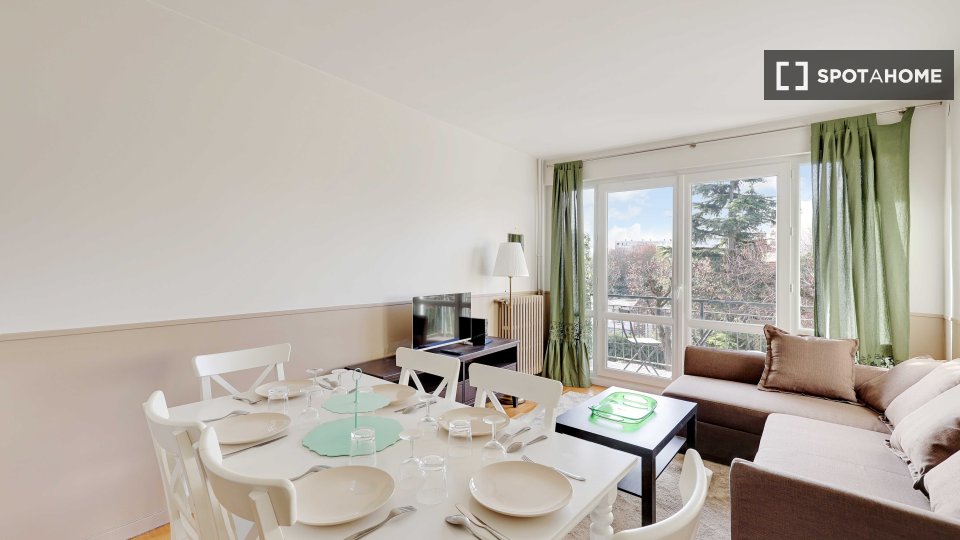 Apartment Paris, 2 beds, 60m² — photo 2