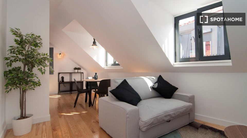 Apartment Lisbon, 1 bed — photo 4