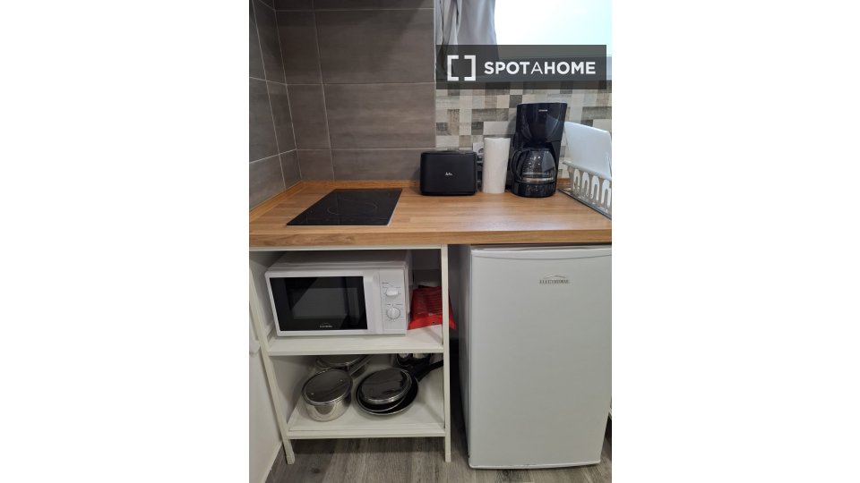 Apartment mono Lisbon, 20m² — photo 15