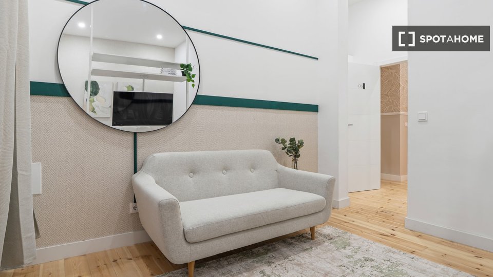 Double room Lisbon, 6 beds — photo 46