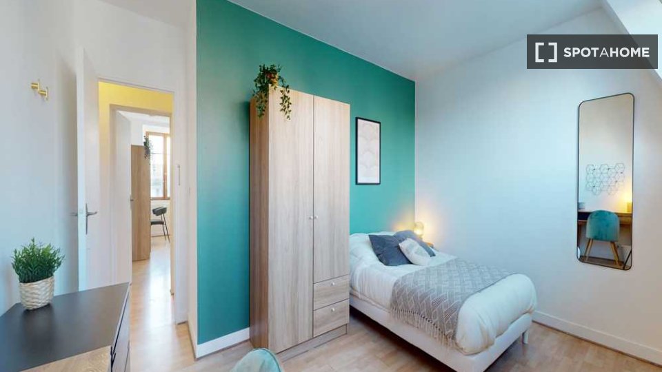 Double room Paris, 5 beds, 120m² — photo 6