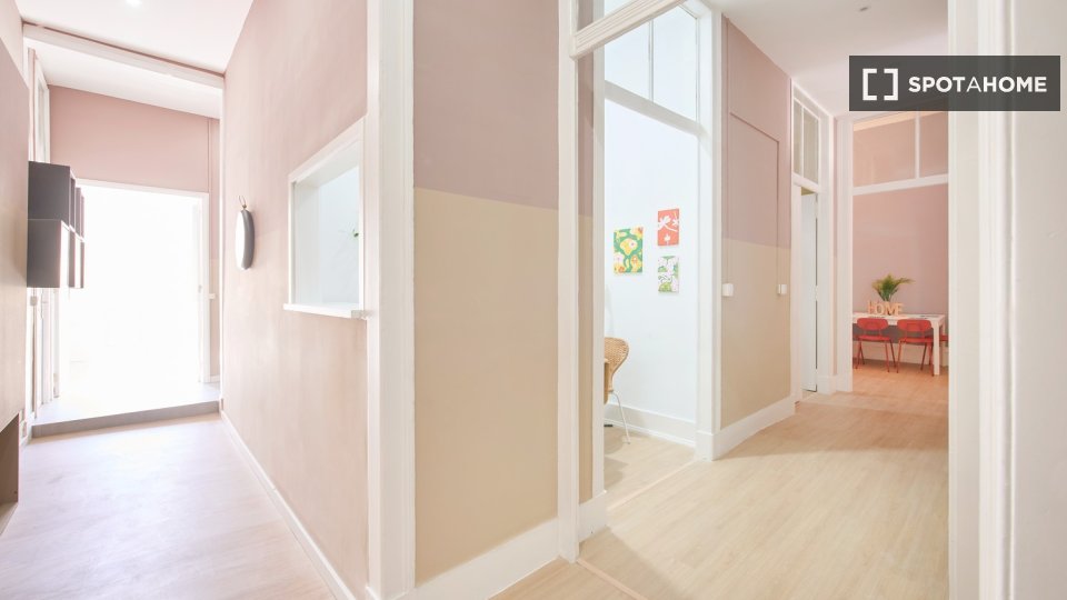 Double room Lisbon, 9 beds — photo 28