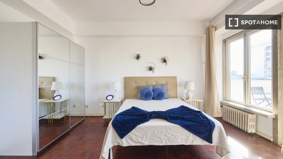 Double room Lisbon, 7 beds — photo 11