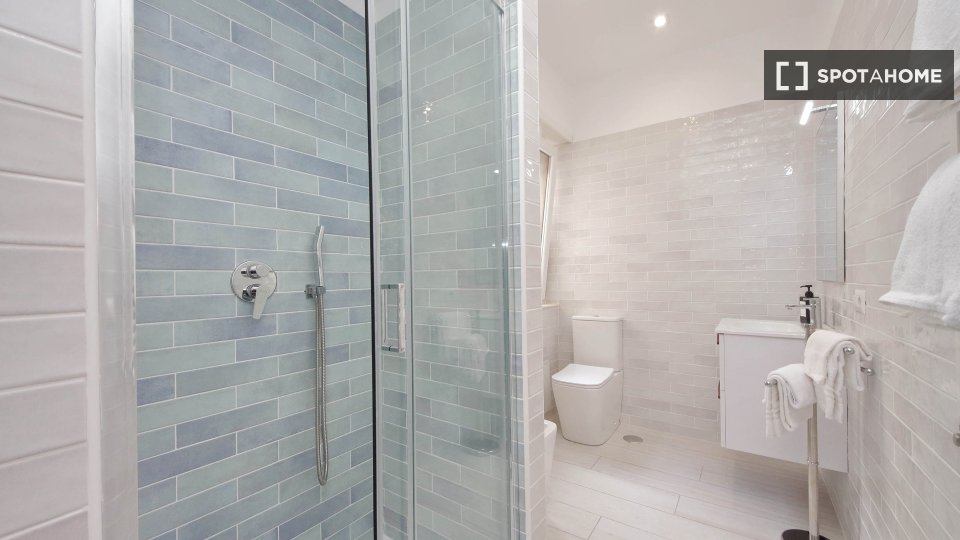 Apartment Rome, 1 bed — photo 8