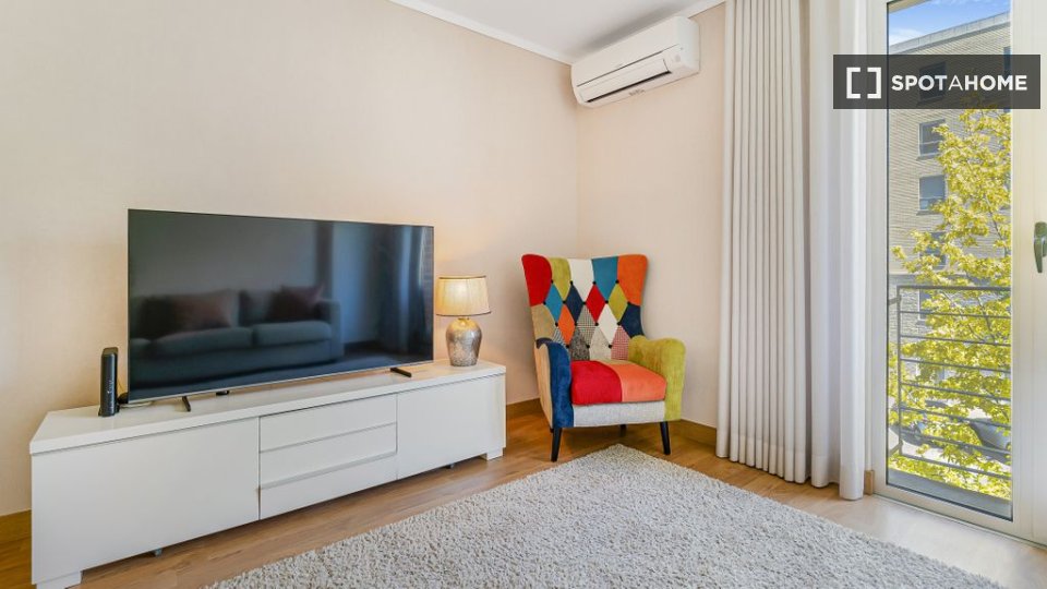 Apartment Lisbon, 3 beds — photo 16
